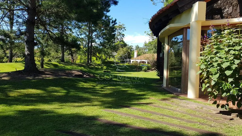 Muy Buena Casa En Solanas A 2 Cuadras De La Playa