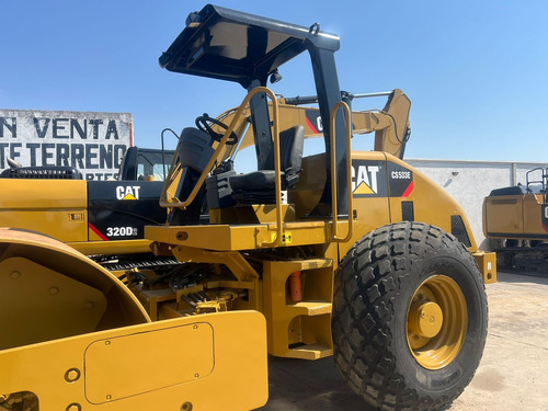 Rodillo Caterpillar Cs533e 84 Tambor 2007 Recien Importado