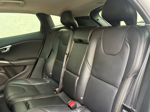 Volvo V40 Cross Country 2.0 T4 Drive-e 5p
