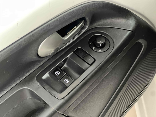 Volkswagen Up! 1.0 TSI MOVE UP 12V FLEX 4P MANUAL