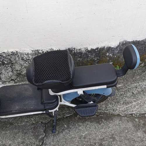 El Cojín Del Asiento De La Motocicleta Reduce La Presión S