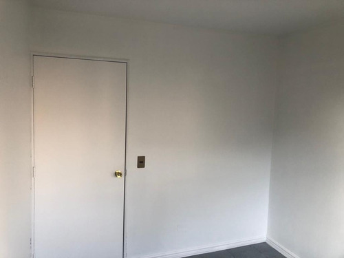Estupenda Oficina 2 Privados, 2 Baños, Impecable.