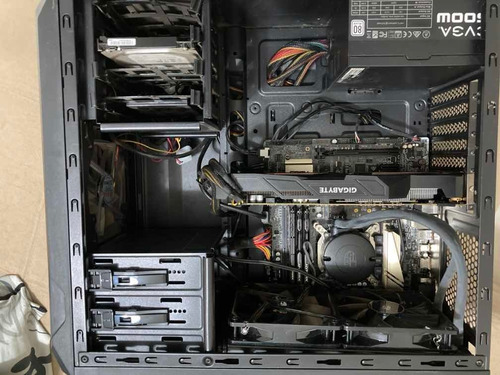 Pc Gamer I7 -7700k - Gtx 1070 8gb - 24gb Ram - Ssd