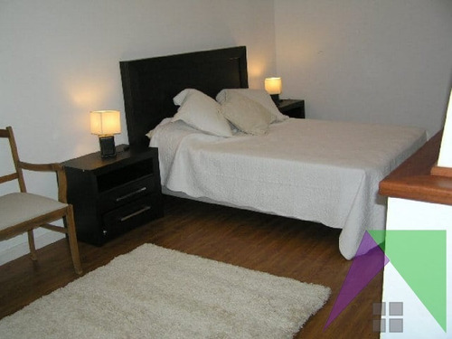 Vendo Y Alquilo Casa En Punta Del Este, Zona Jardines De Córdoba.- Ref: 29790