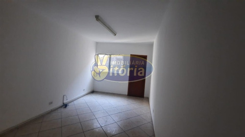 Imagem 6 de 8 de Sala Comercial Para Locação No Centro - Sbc - 7897