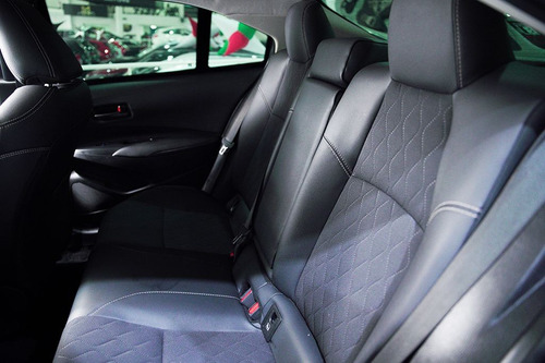 Toyota Corolla 2.0 VVT-IE GLI DIRECT SHIFT