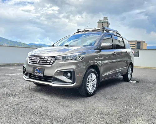Suzuki Ertiga 1.5 At