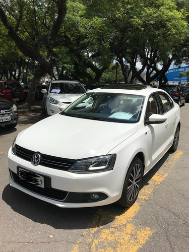Volkswagen Jetta Tsi 2.0 211cv Pacote Premium Top De Linha