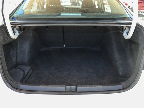 Volkswagen Virtus 1.6 At