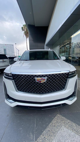 Cadillac Escalade Esv (version Larga ) 2022