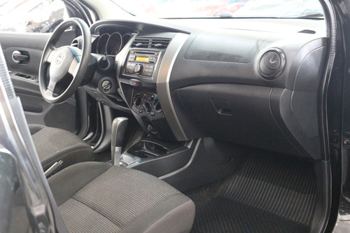 Nissan Livina S 1.8 Flex!!!!!! Linda!!!