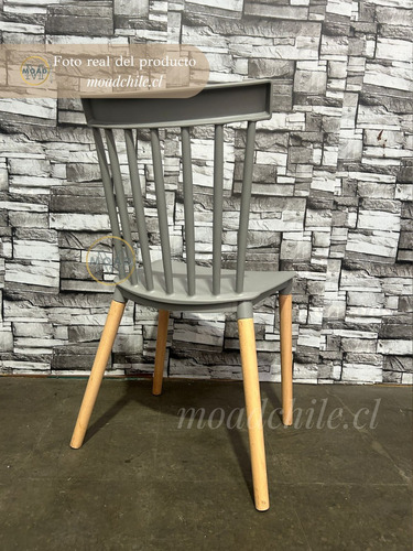 Comedor Mesa Cross Cubierta Madera Negra + 4 Sillas Windsor