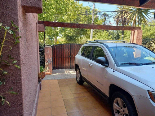 Imagen 4 de 24 de Casa Muy Bien Distribuída,sector Tranquilo Áreas Verdes