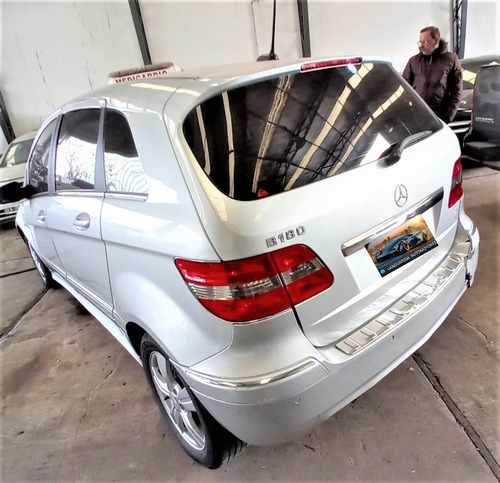 Imagen 4 de 11 de Mercerdes Benz B180 2011