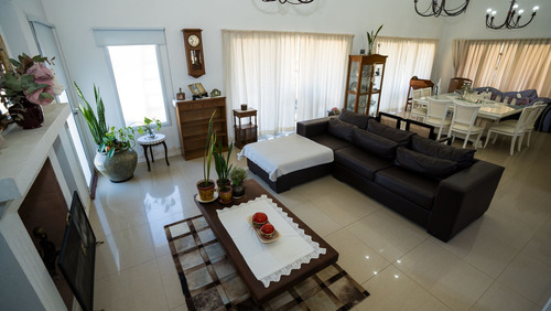 Venta Casa En Fincas De San Vicente