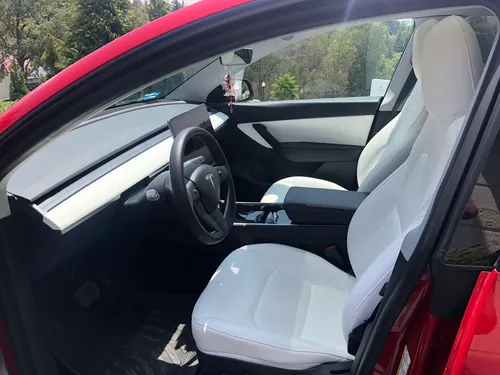 Tesla Model Y 2020
