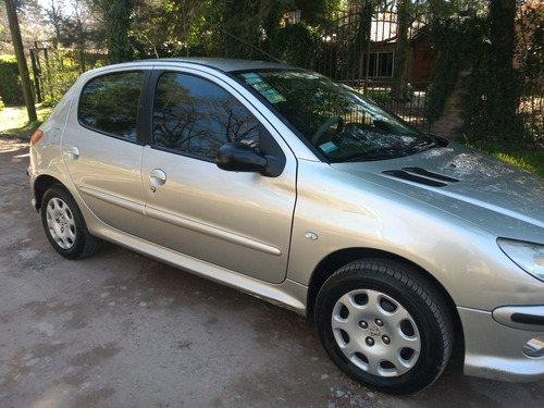 Imagen 14 de 14 de Peugeot 206 1.6 Premium