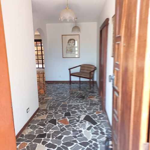 Venta De Casa En Urb San Luis Con Garita De Seguridad