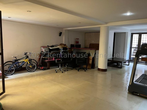 Imagen 4 de 19 de Impecable Y Actualizada Casa En Venta La Lagunita Country Club Mls #21-18710