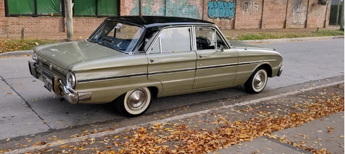 Ford Falcon De Luxe