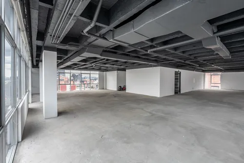 Oficina En Arriendo/venta En Chico Norte. Cod A1094076