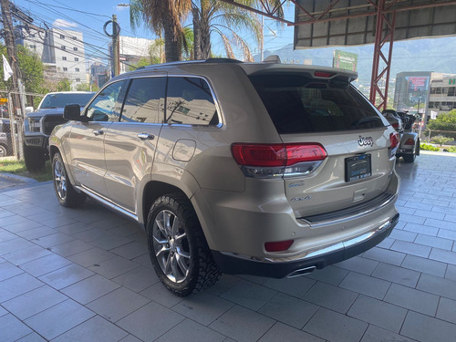Imagen 5 de 13 de Jeep Grand Cherokee 2015 5.7 V8 Summit 4x4 At