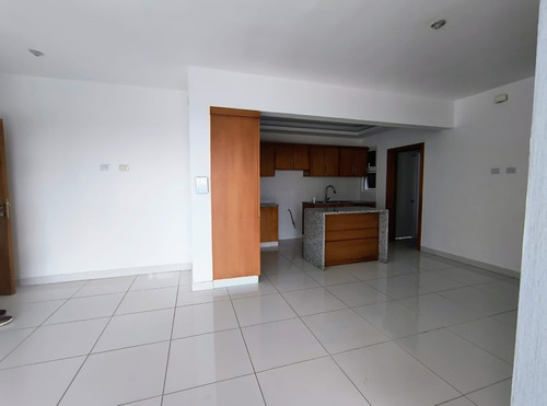 Apartamento En Renta Ubicado En La Av. Hispanoamericana