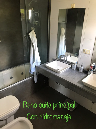 Imagen 10 de 14 de Casa Alquiler Verano Punta Del Este - Playa Mansa- Piscina Climatizada