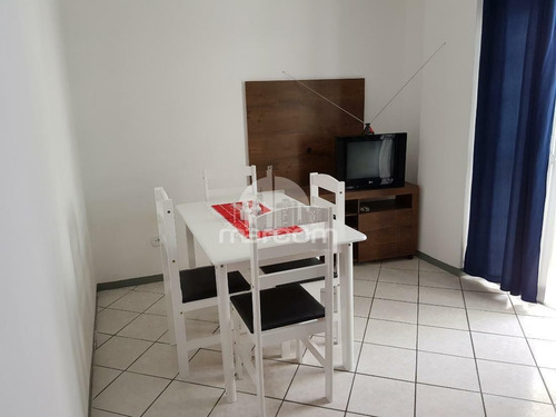 Imagem 4 de 5 de 02 Dormitórios, Mobiliado, Quadra Mar, Bc - Mc2-1103