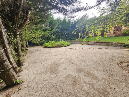 Broker Bosques- Excelente Propiedad 6d-4b-gran Patio