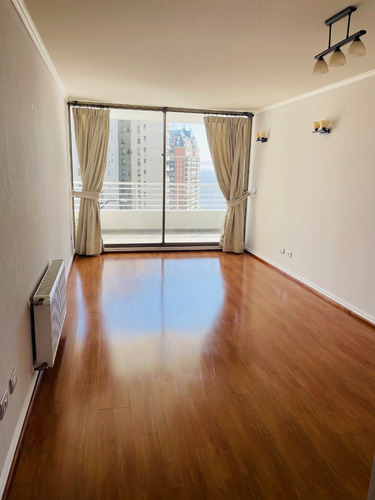 Departamento En Arriendo, Viña Del Mar. 4 Dormitorios, 120m2