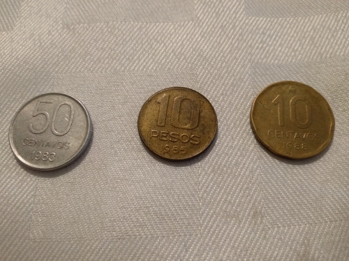Lote De 3 Monedas Argentina Década Del 80