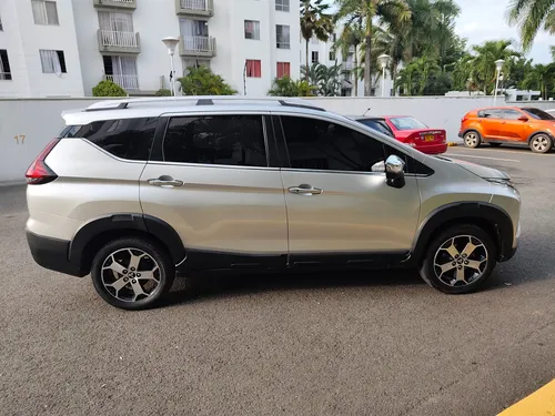 Mitsubishi Xpander Cross 2022 Único Dueño 7 Puestos