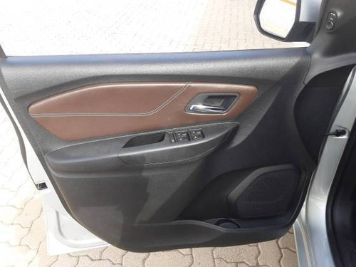 Imagem 13 de 15 de Chevrolet Spin 1.8 Premier 8v Flex 4p Automático
