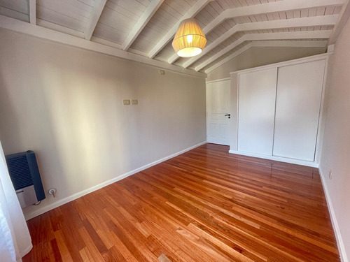 Venta Ph 4 Ambientes Con Patio Y Cochera Zona La Perla