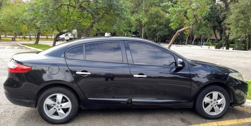 Renault Fluence 2013 2.0 Dynamique Hi-flex 4p