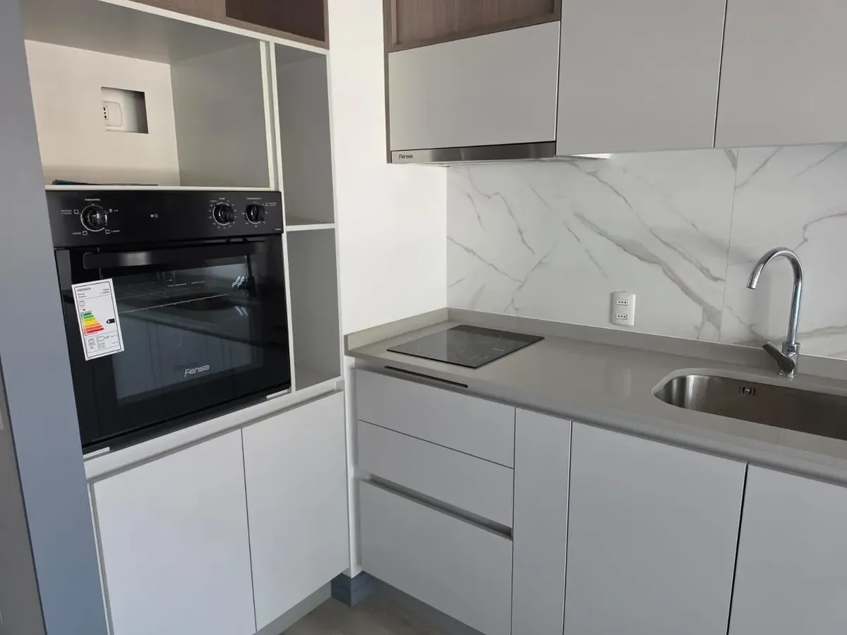 Imagen 5 de 19 de Arriendo Departamento Nuevo 1 Dormitorio Cercano A Metro