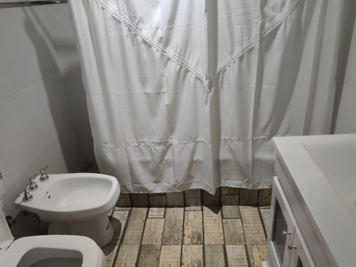 Imagen 4 de 9 de Ph En Venta En Merlo