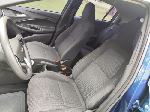 Chevrolet Onix Hatch 1.0 4P FLEX LT