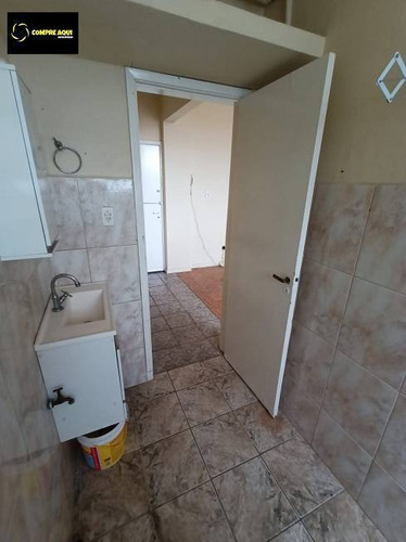Imagem 9 de 15 de Ótima Kit Perto Do Hospital Santa Casa Santa Cecília! - Clh58