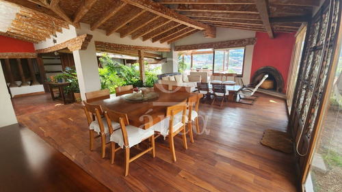 Casa En El Centro De Valle De Bravo