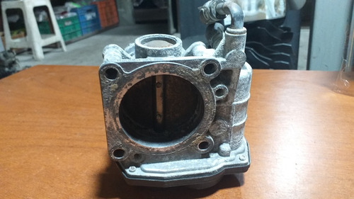 Cuerpo De Aceleración Nissan Renault 526-01 Hitachi Original (Usado)