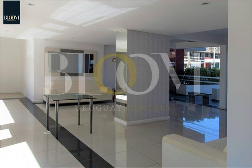Bloom Rentals, Alquiler Anual, Ayres Del Puerto, Punta Del Este