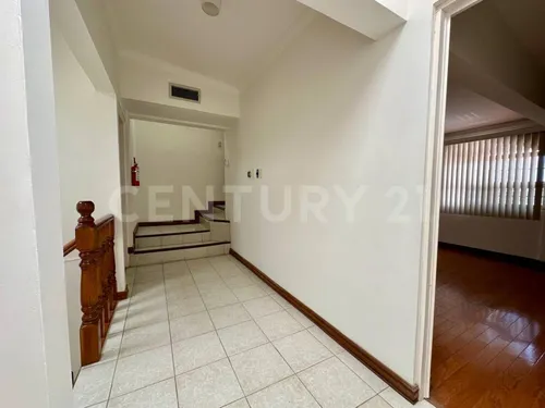 Casa En Venta Col. Abraham Gonzalez, Chihuahua
