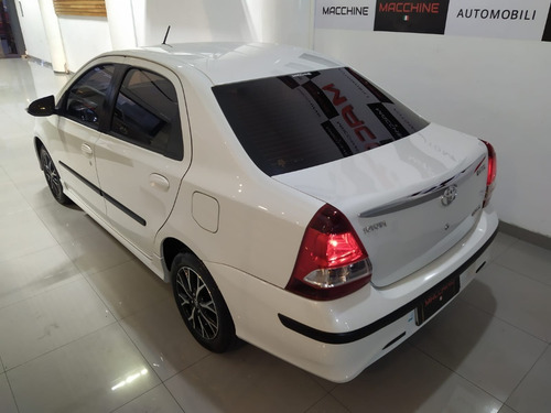 Imagen 13 de 15 de Toyota Etios 1.5 Xls 4ptas Mt