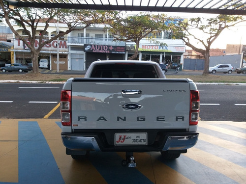 Imagem 4 de 11 de Ford Ranger 2013 3.2 Limited Cab. Dupla 4x4 Aut. 4p
