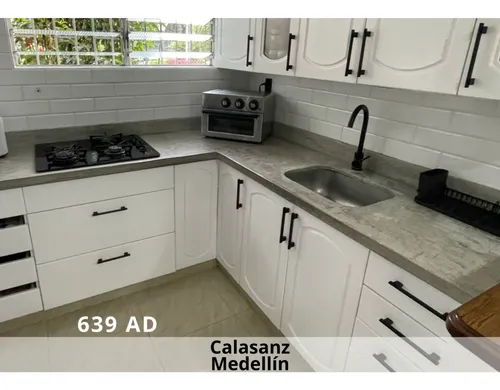 Venta Casa Calasanz, Espacios Amplios Y Zonas Comunes Para Disfrutar