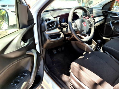 Imagen 4 de 12 de Fiat Cronos 1.3 Pack Conectividad Mt 2020 19.000km T/usado