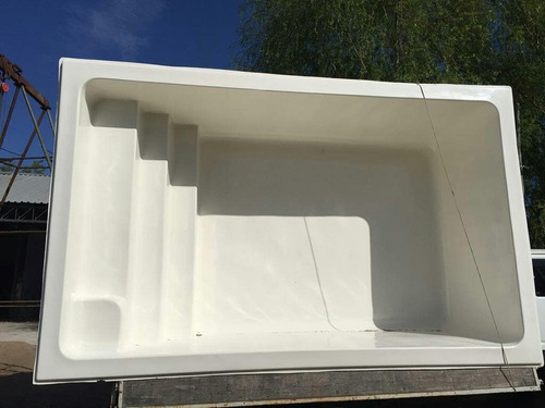 Vendo Piscinas Tankes Cascos ,kit De Instalacion Tankes