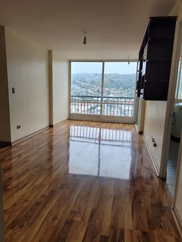 Rebajado Departamento 3 Dormitorios, 2 Baños, Av. Argentina